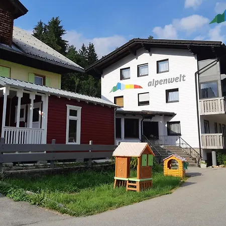 App 2 - Farbenpalette Inkl Frühstück Und Sommerbergbahnen *