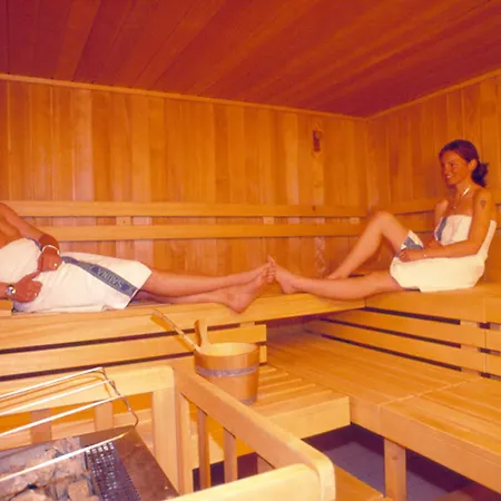 Alpenwelt Tannheimer Tal - App 2 - Farbenpalette Inkl Fruehstueck Und Sommerbergbahnen * Tannheim